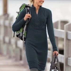 Athleta Sawtooth Gray/Blue Sweater Dress  Small 1/4 zip cable knit Scandi Girl